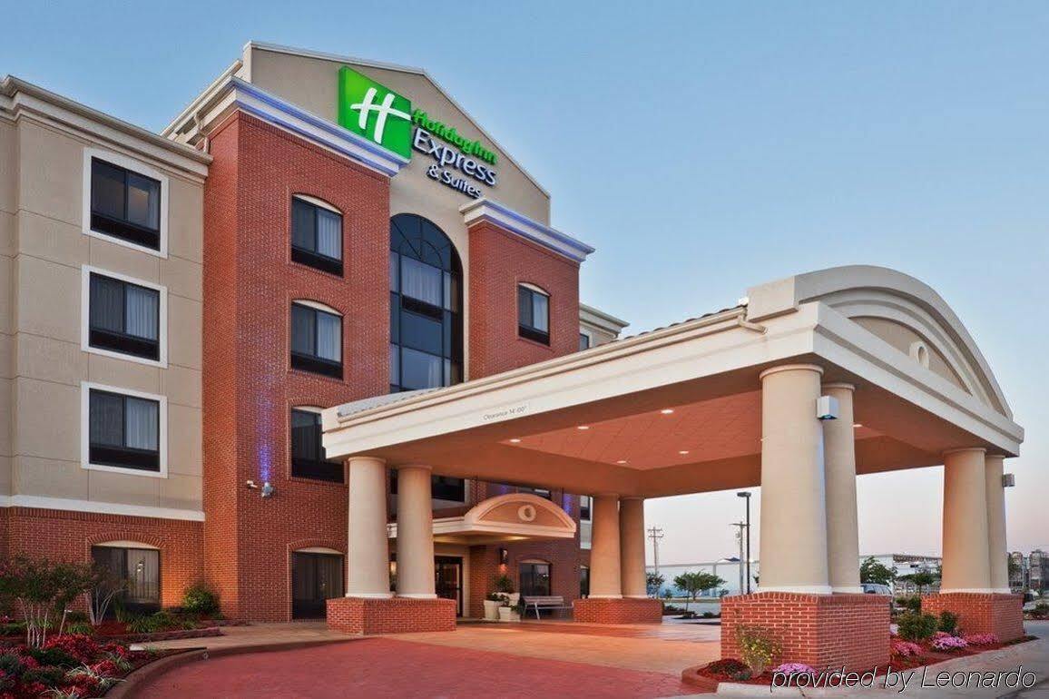 Holiday Inn Express & Suites Cambridge By Ihg Екстер'єр фото